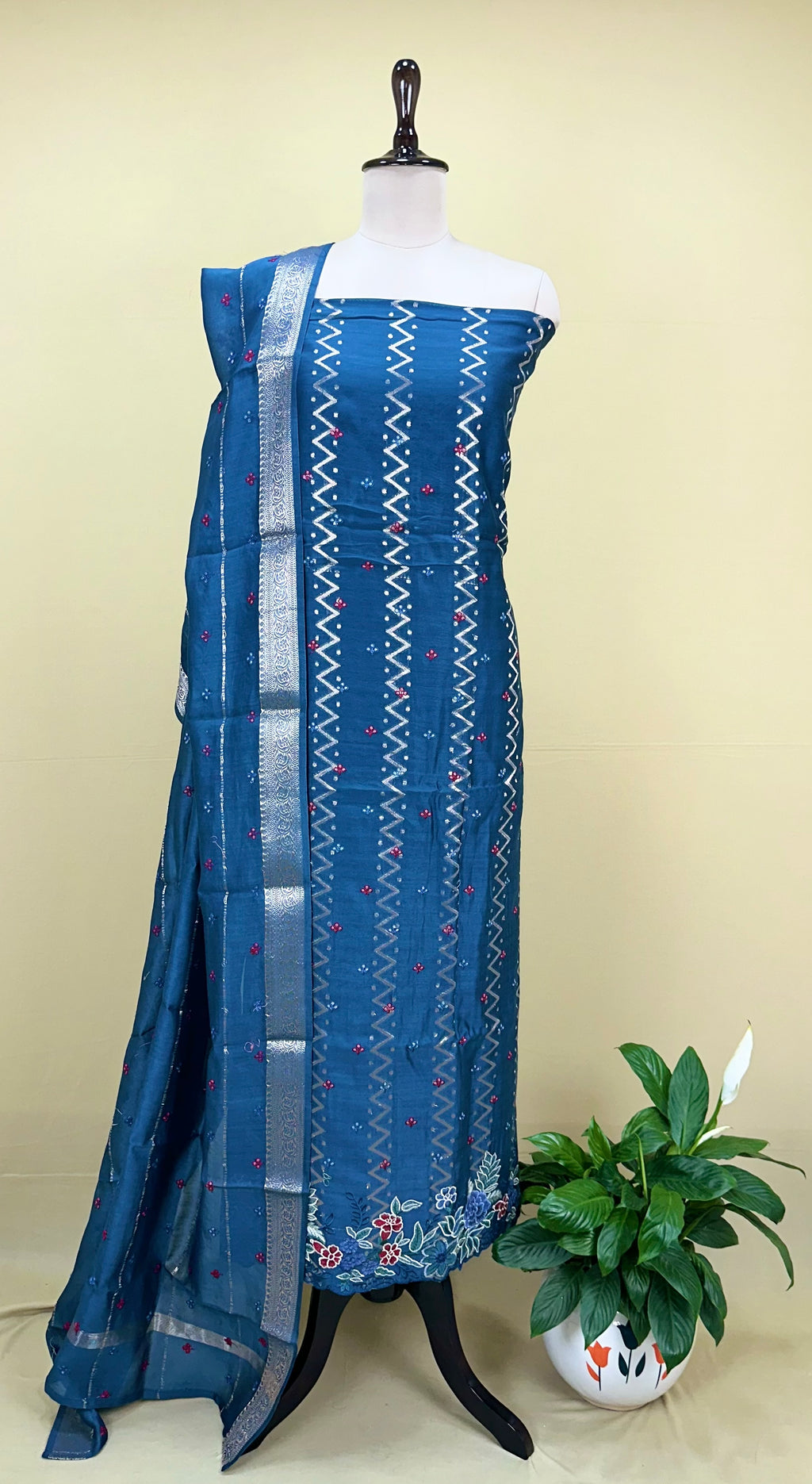 Teal Blue Maheshwari Silk Featuring Intricate Floral Embroidery and Silver Zigzag Thread Work Unstitched Suit