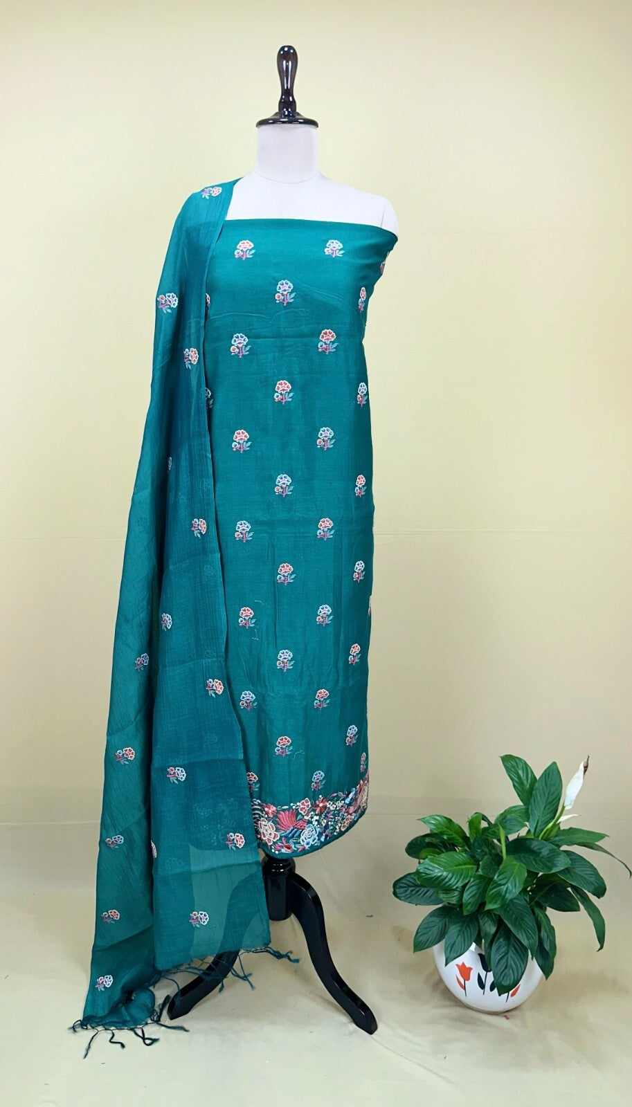 Green Maheshwari Silk Parsi Gara Embroidered and Featuring Intricate Floral and Bird Motifs Unstitched Suit