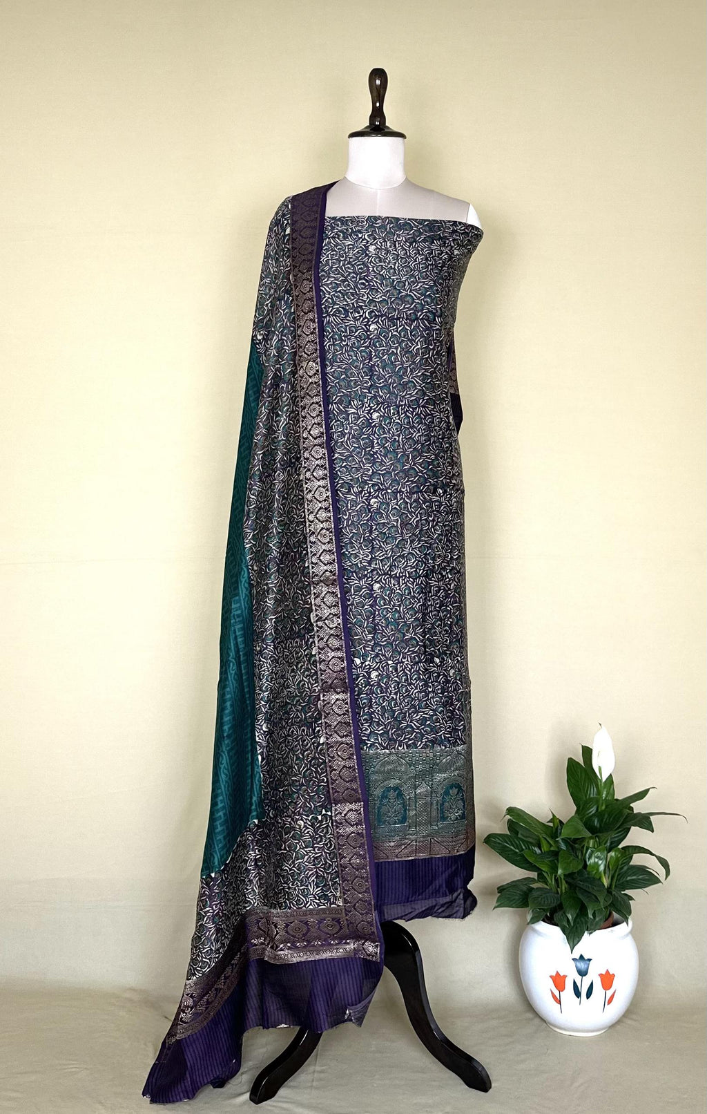 Purple and Green Kalamkari Print Handloom Maheshwari Silk with Zari Weaving Border Unstitched Suit - Kalamusk LCA074 image 2