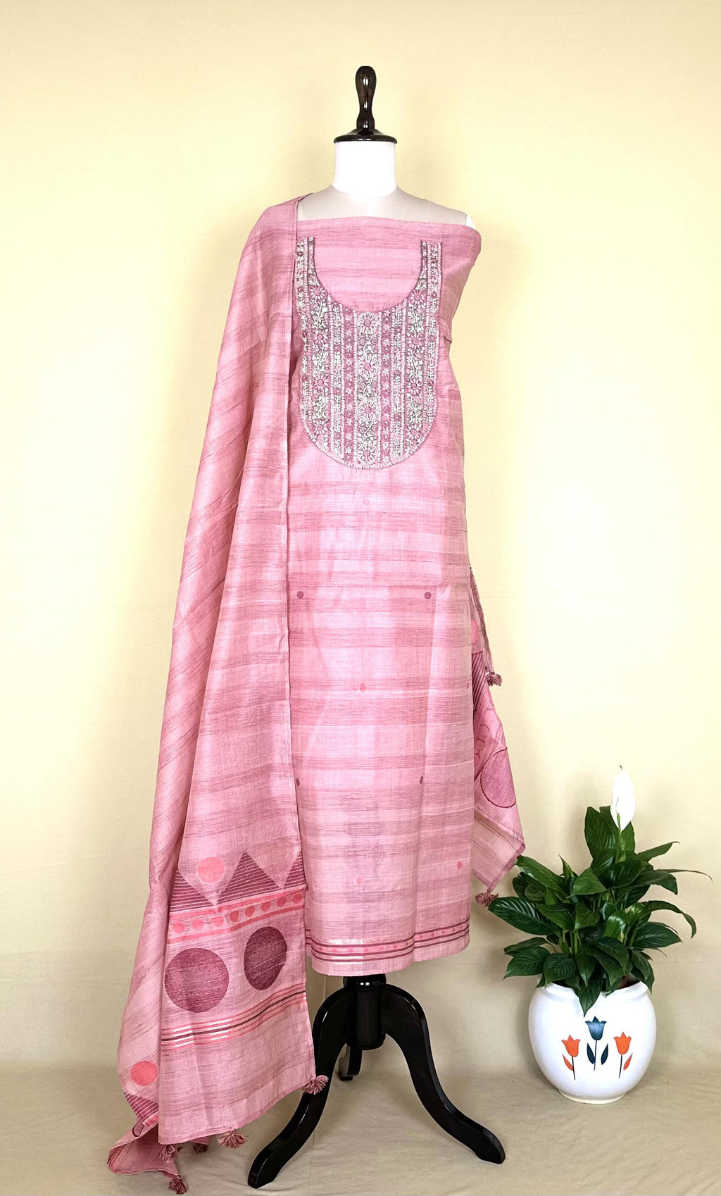 Dusty Pink Hand Embroidered Kora Chanderi Unstitched Suit - Kalamusk RCA121 image 2