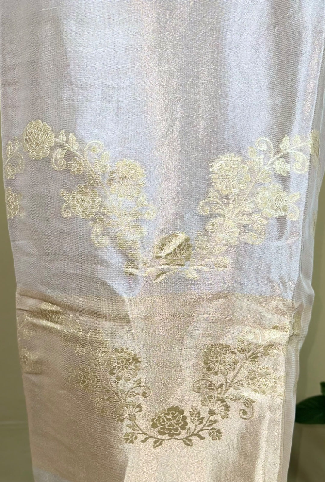 Silver Tissue Zardozi Bead Golden Thread Work with Banarsi Border Unstitched Suit